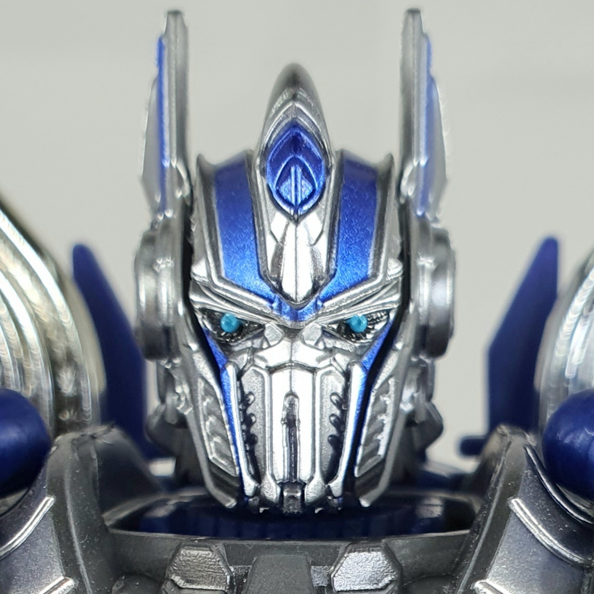 Optimus Prime será lançado na forma de caneta - TecMundo